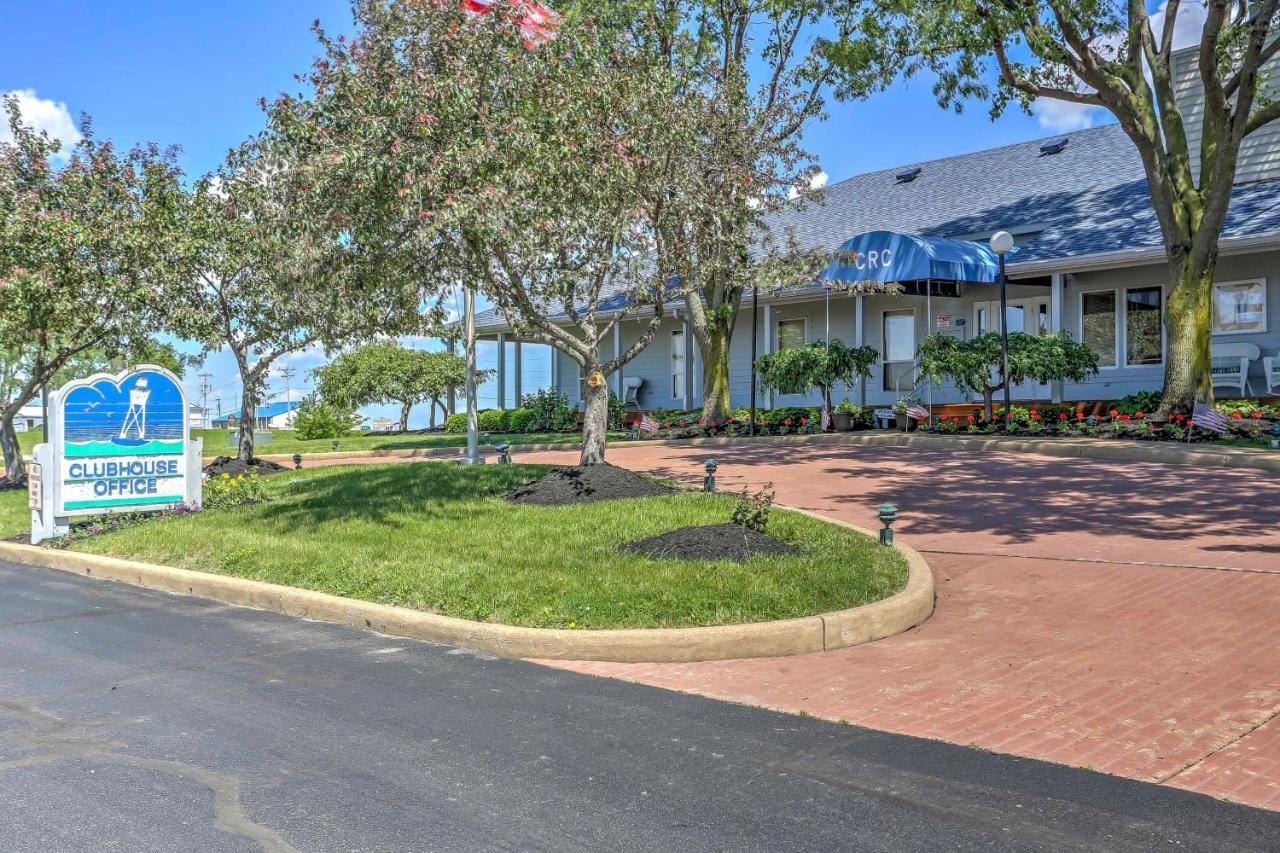 Charming Port Clinton Condo With Community Amenities 외부 사진